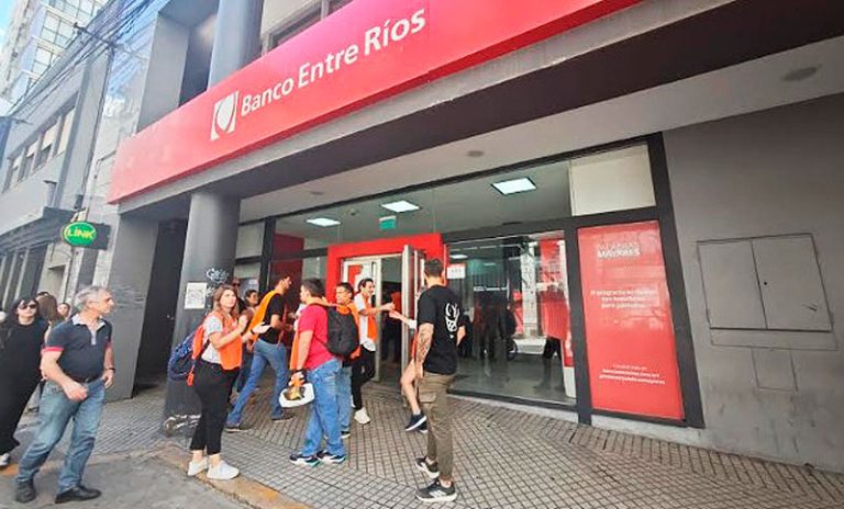 El Banco Bersa cerró sus sucursales en Rosario y dejó a nueve trabajadores despedidos