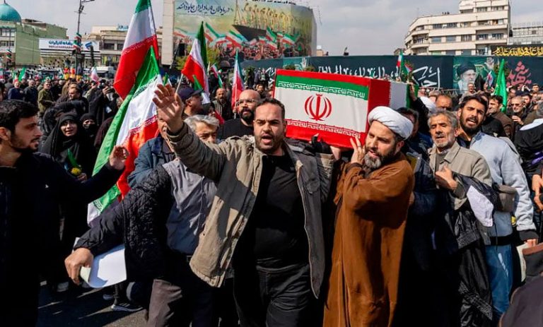 Mojtaba Jamenei lanzó duras advertencias tras la muerte de Larijani