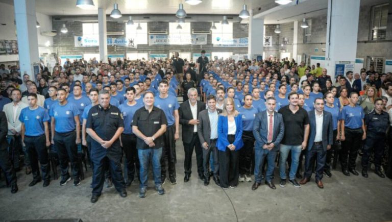 Con apoyo de Provincia, Avellaneda puso en funciones a los 124 agentes de la nueva Policía Municipal: qué tareas harán