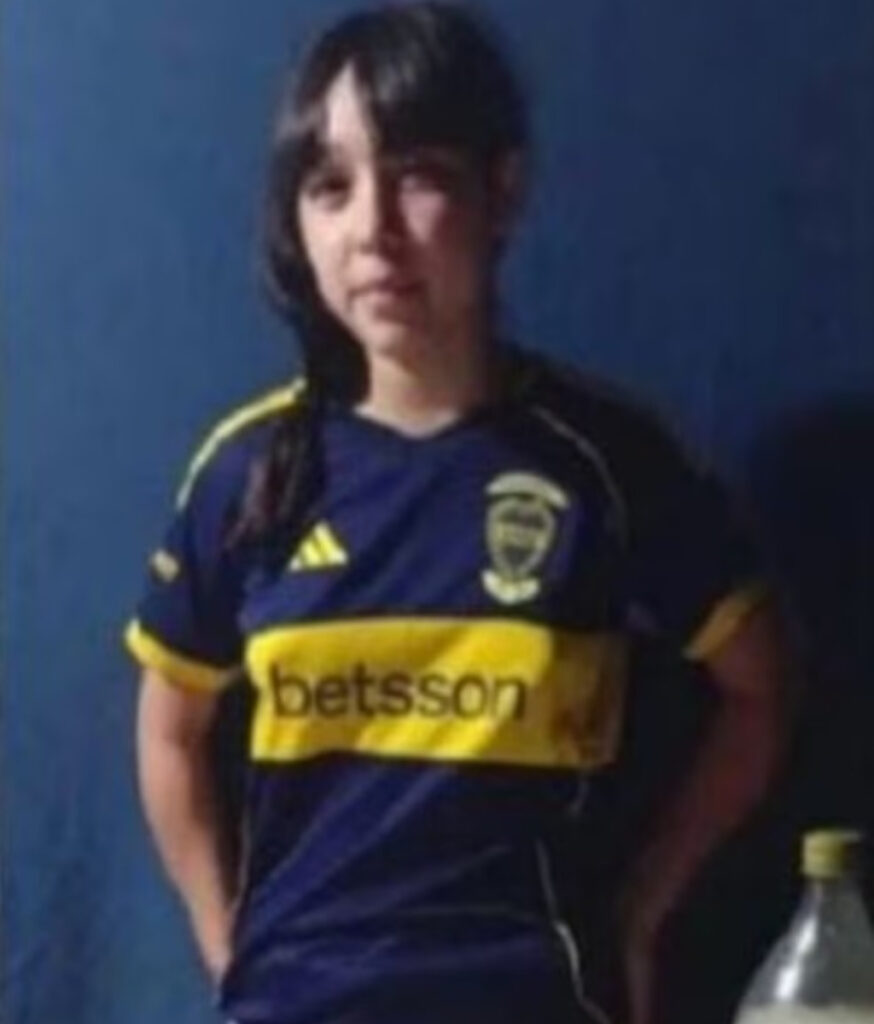 La desaparición de Milena Ayelén Rodríguez, una adolescente de 15 años, mantiene en vilo a los vecinos del barrio Río Luján, en el partido bonaerense de Pilar.