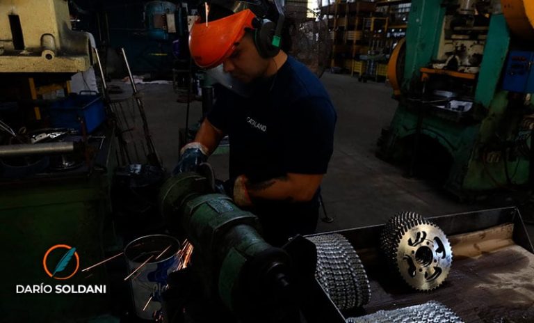 La industria nacional, en situación crítica: todos los sectores contraídos, con las pymes como principales afectadas