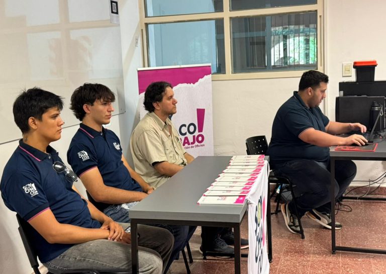 🔴 PROVINCIALES | Comenzó el curso de reparación de equipos informáticos del programa “Soy Chaco Trabajo”