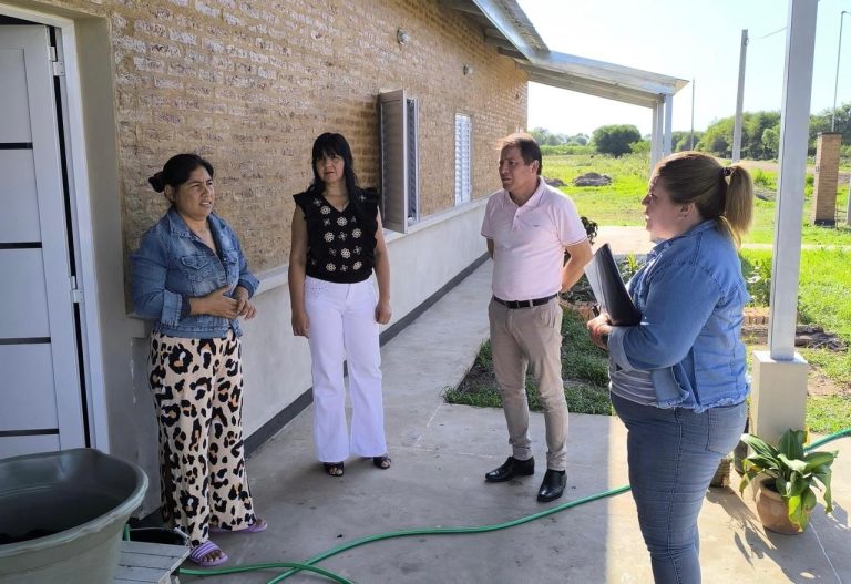 🔴 PROVINCIALES | Presidencia Roca: IPDUV y el programa Ñachec realizaron relevamiento a familias adjudicatarias