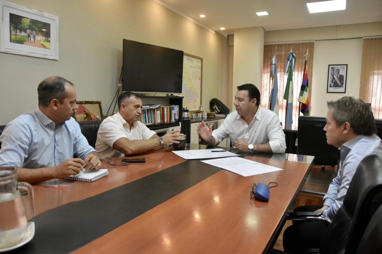 🔴 PROVINCIALES | Chaco lanza la “Red Estratégica de Salud”: un plan provincial para garantizar especialistas en los 70 municipios