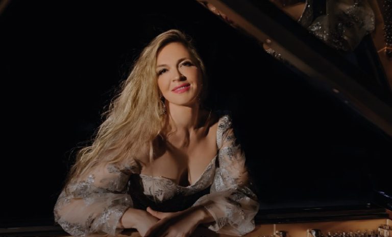 La pianista clásica rusa Svetlana Smolina ofrecerá un recital en Rosario
