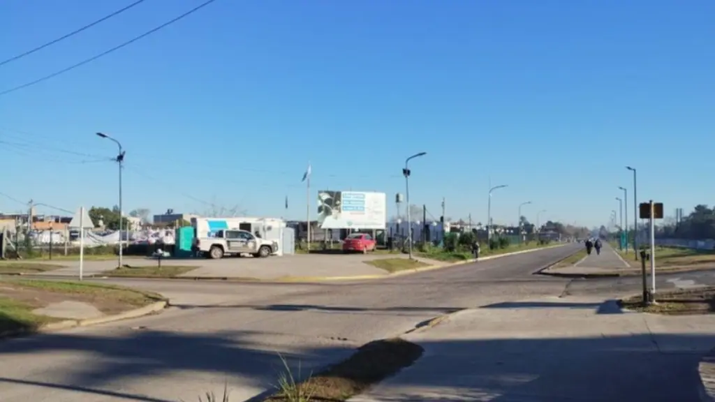 La nueva estación del tren San Martín estará en el paso a nivel de la calle Arricau, en el límite entre José C. Paz y San Miguel.