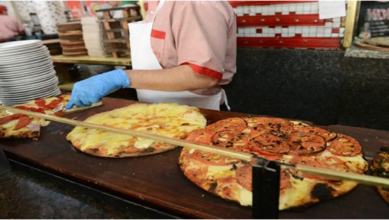 Récord mundial: cuál es la pizzería de Buenos Aires que superó las 200.000 reseñas en Google Maps