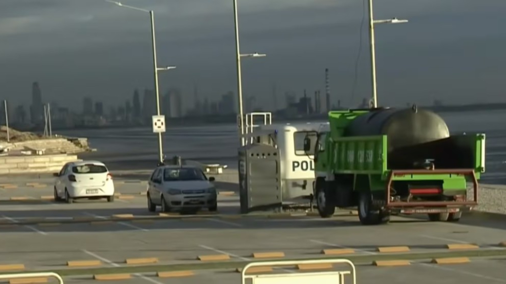 Alcides Ledesma (47) y José Luis Herrera, dos amigos y habituales pescadores de la zona de Avellaneda, salieron en kayak el domingo y aun no regresaron.
