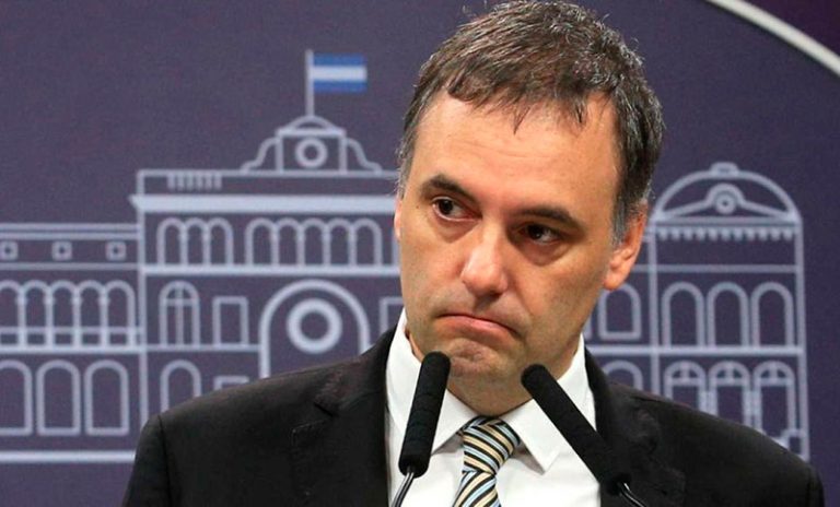 Causa Adorni: la Justicia llamó a declarar al contratista que llevó a cabo la refacción de la casa en el country privado