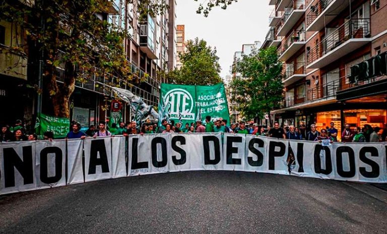 Ajuste en el Estado: se perdieron más de 77.000 empleos públicos desde que asumió Milei