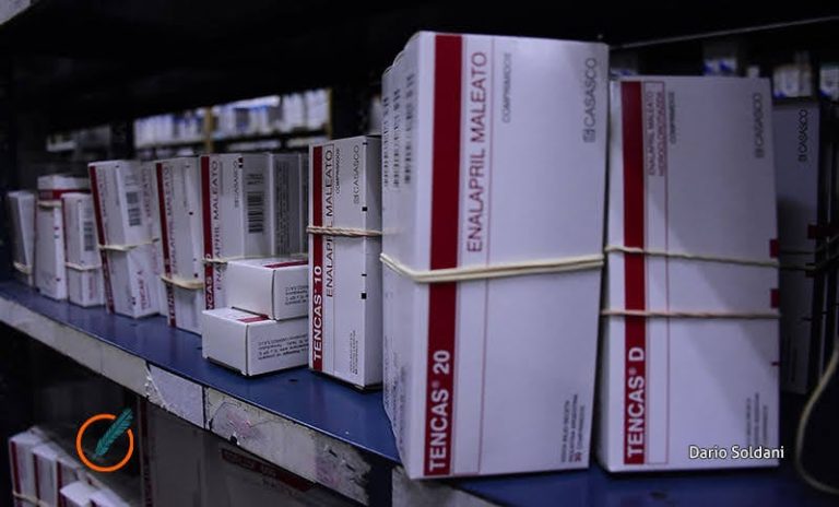 Farmacias santafesinas en alerta por deudas de Pami: advierten riesgo en la entrega de medicamentos