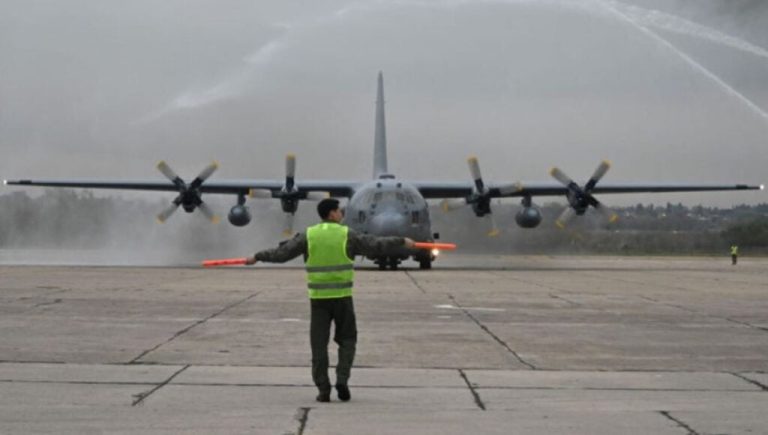La Fuerza Aérea abrió la inscripción para ingresar en 2027: cuáles son las carreras y los requisitos