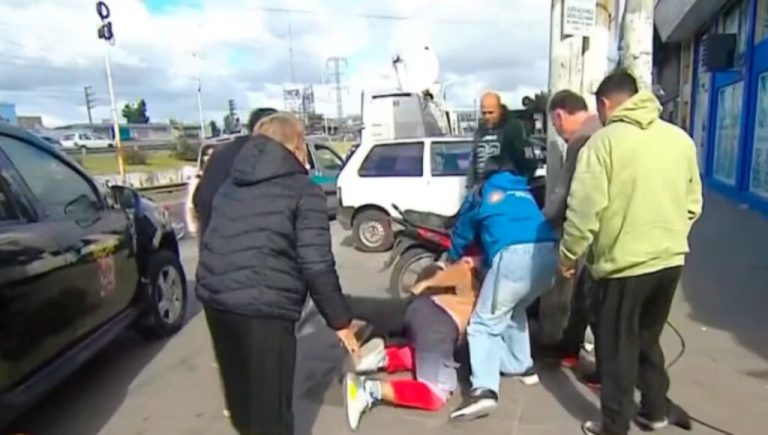 Otro escándalo en la clínica clandestina de González Catán: hoy volvió a funcionar y hubo peleas en la puerta