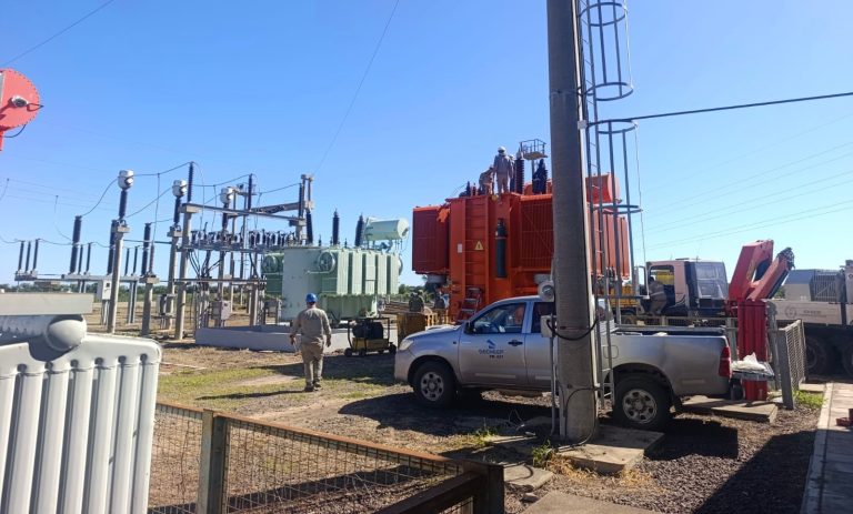 🔴 PROVINCIALES | Castelli: Secheep fortalece el servicio eléctrico con un nuevo transformador