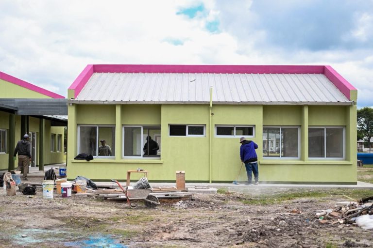 🔴 PROVINCIALES | Colonia Aborigen: avanzan las obras de la plaza central, el registro civil y la oficina para excombatientes originarios