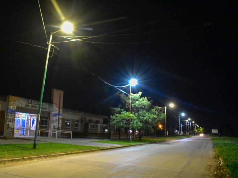 🔴 PROVINCIALES | Más iluminación y más seguridad: Secheep ejecutó importantes mejoras del alumbrado público en Fontana