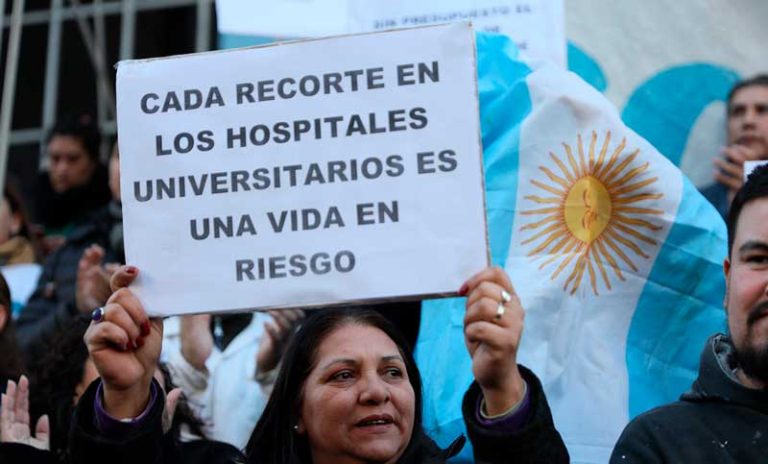 En la previa de la Marcha Federal, el Gobierno anunció una comisión para definir partidas a hospitales universitarios