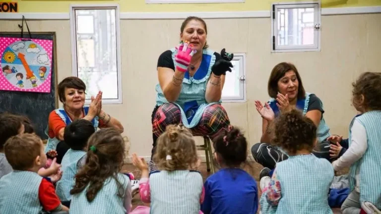 🔴 EFEMÉRIDES | 28 de Mayo: «Día de los Jardines de Infantes y de la Maestra Jardinera»