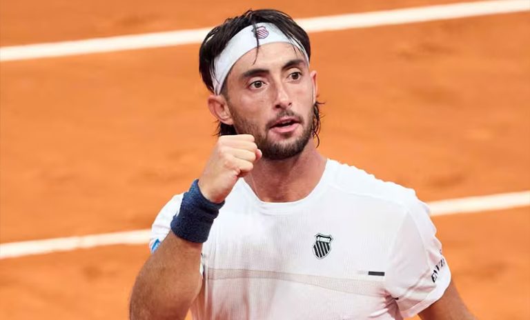 Thiago Tirante dio el batacazo en Roma y eliminó al local Cobolli en el Masters