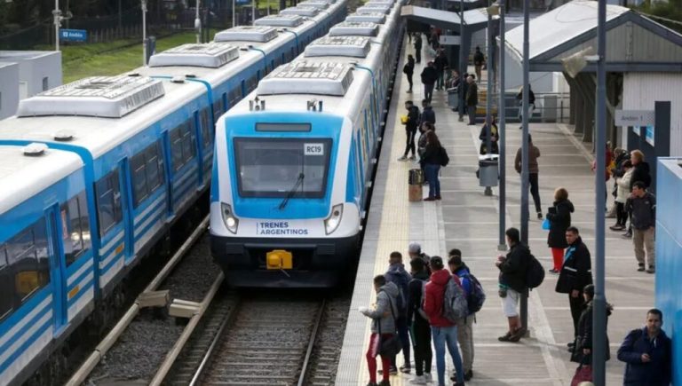El tren Sarmiento tendrá cambios de horarios y un ramal suspendido por 3 días: cuándo serán las limitaciones