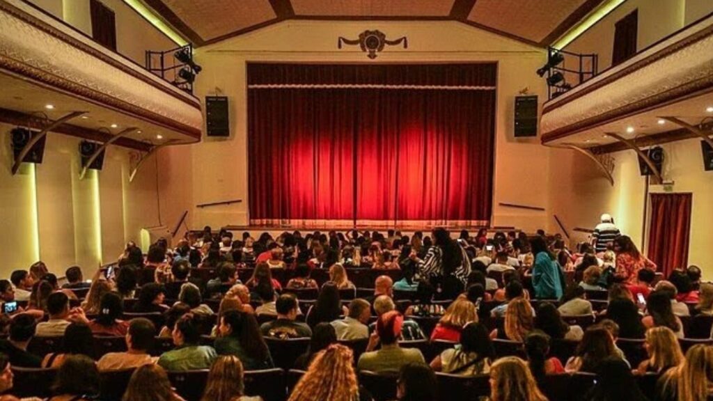 Escobar, Teatro Seminari