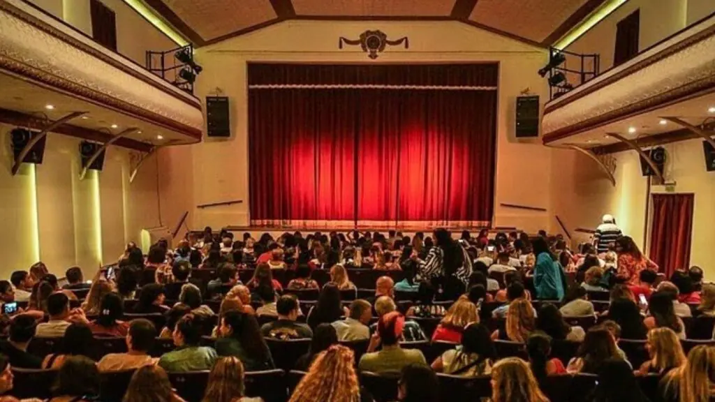 Escobar, Teatro Seminari