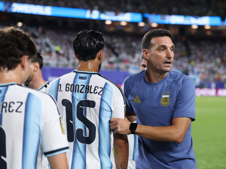 🔴 DEPORTES | Scaloni: «Messi va a ser el mejor de todos hasta que él quiera»
