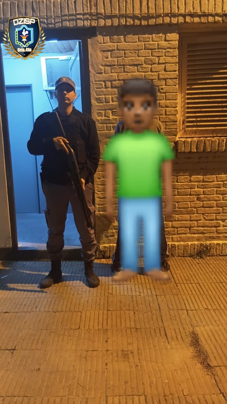 馃敶 POLICIALES | Demoraron a un adolescente acusado de intentar ingresar a una vivienda del barrio Solidario