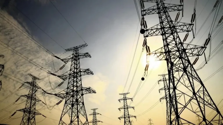 🔴 NACIONALES | El Gobierno extendió hasta 2027 la emergencia del sector eléctrico