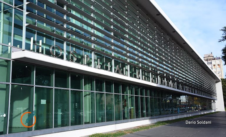 El Efecto: cómo funciona el Heca, el hospital referencia en la región donde la emergencia es la norma