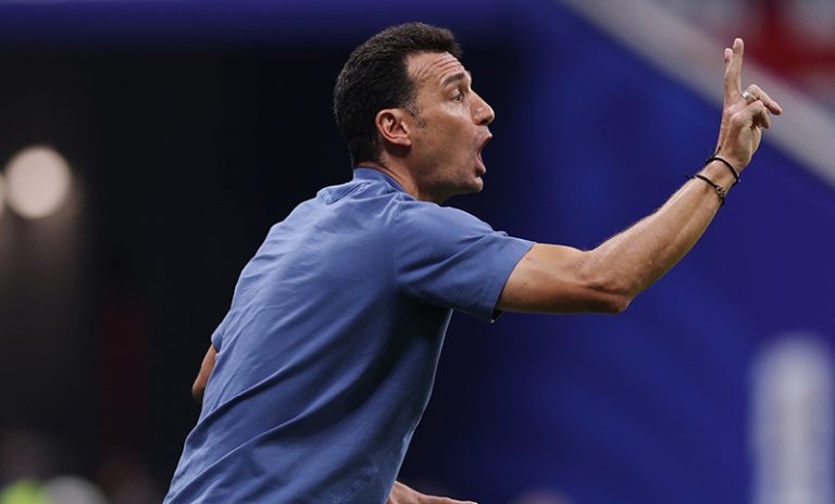 Scaloni: «Este equipo me deja sin palabras, vamos a dejar todo»