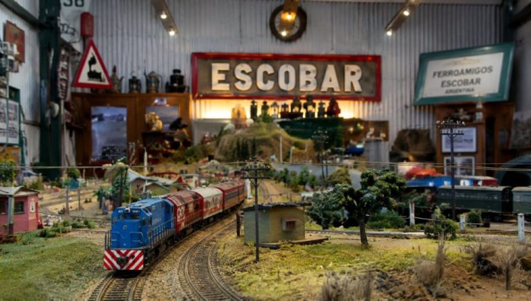 Vacaciones de invierno: así es el museo ferroviario de Escobar y su impactante maqueta de trenes a escala