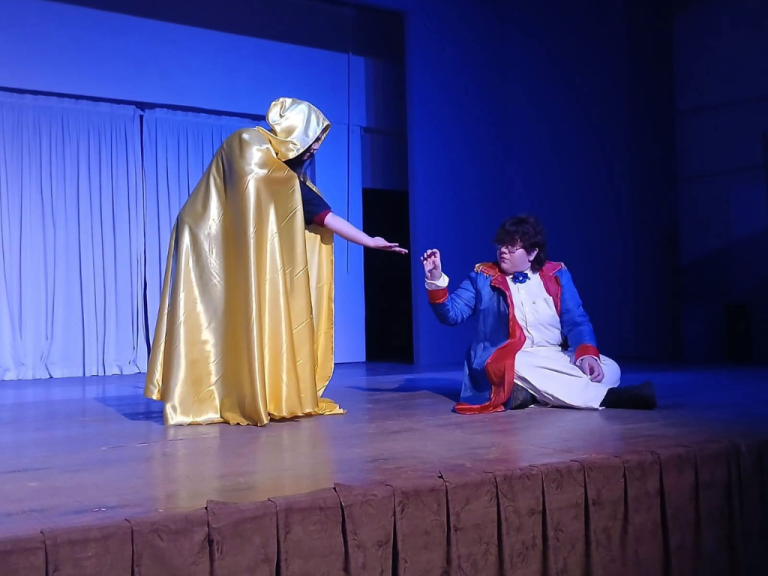 🔴 SÁENZ PEÑA | A sala llena, «El Principito» emocionó al público en Casa de Cultura