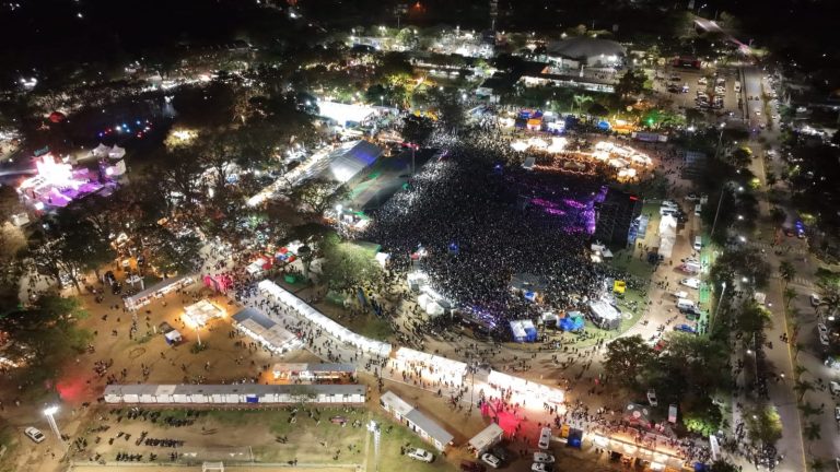 🔴 PROVINCIALES | Más de 95 mil personas vivieron una noche histórica en el séptimo día de la Bienal Internacional de las Esculturas 2026
