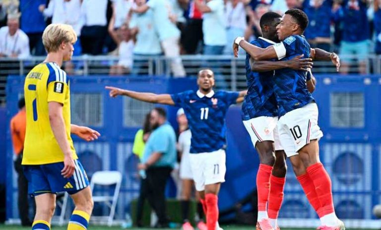 Francia pasó por arriba a Suecia y está en octavos de final del Mundial