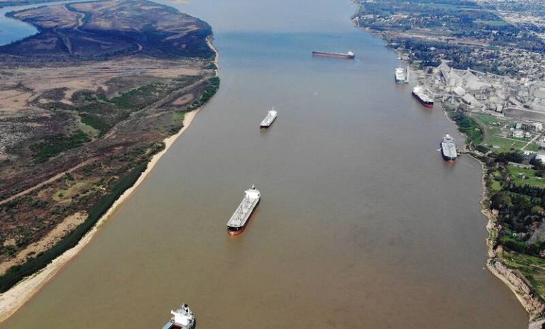 El Gobierno impulsa un proyecto de desregulación sobre vías navegables