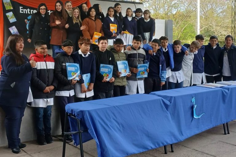 馃敶 PROVINCIALES | Con 75.000 nuevos libros, educaci贸n avanza con la distribuci贸n del programa Aprendo Leyendo