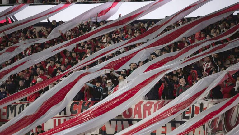 Quién era el hincha de River que murió en el Monumental durante el partido ante Independiente Santa Fe