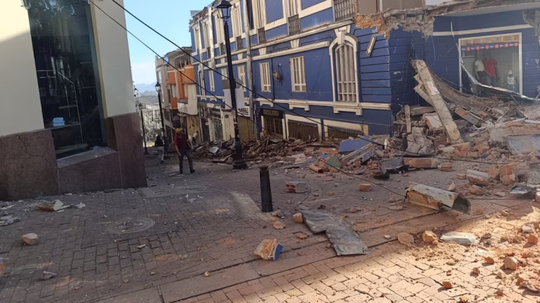 🔴 INTERNACIONALES | Terremoto de 7,4 sacudió Colombia y dejó daños en edificios de varias ciudades