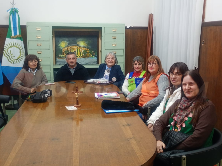 🔴 LOCALES | Docentes de Sáenz Peña preparan un gran festejo por el Día del Maestro