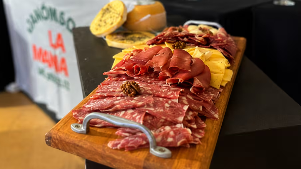 Fiesta del Salame más largo en San Andrés de Giles.