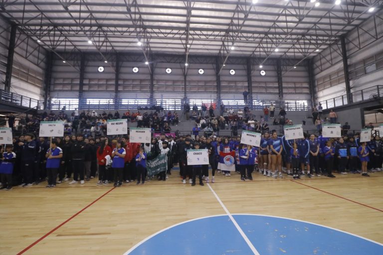 🔴 PROVINCIALES | Chaco recibe a 800 jóvenes de todo el país para el Campeonato Nacional Sub 14 de Vóley