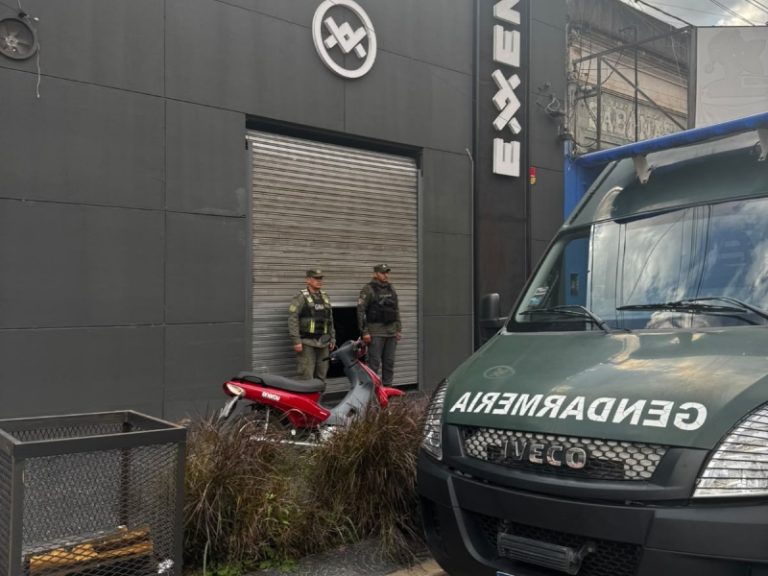 🔴 POLICIALES | Megaoperativo en Chaco y Corrientes por presunto lavado de activos: allanaron una cadena de gimnasios premium y ordenaron cinco detenciones