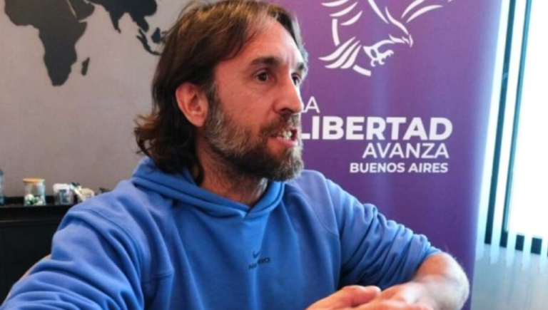 Duró poco el vínculo de Oscar Ahumada con La Libertad Avanza en Zárate: por qué renunció el ex capitán de River