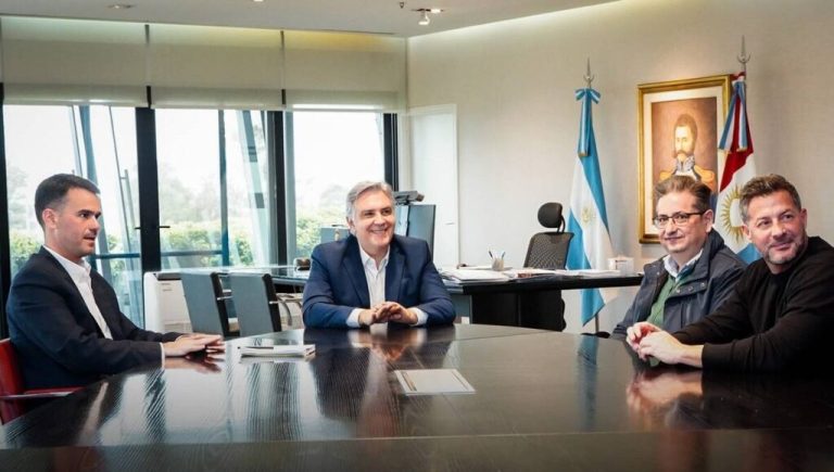 Martín Llaryora recibió al intendente electo Germán Font y prometió trabajar de manera conjunta por Marcos Juárez