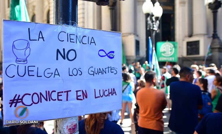 Más de 1.000 científicos del Conicet movilizarán este miércoles en todo el país en defensa de sus puestos de trabajo