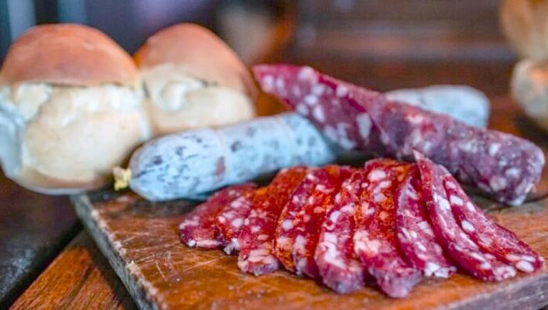 Fiesta del Salame Quintero en Mercedes: cómo llegar en tren desde el AMBA por menos de $2.000