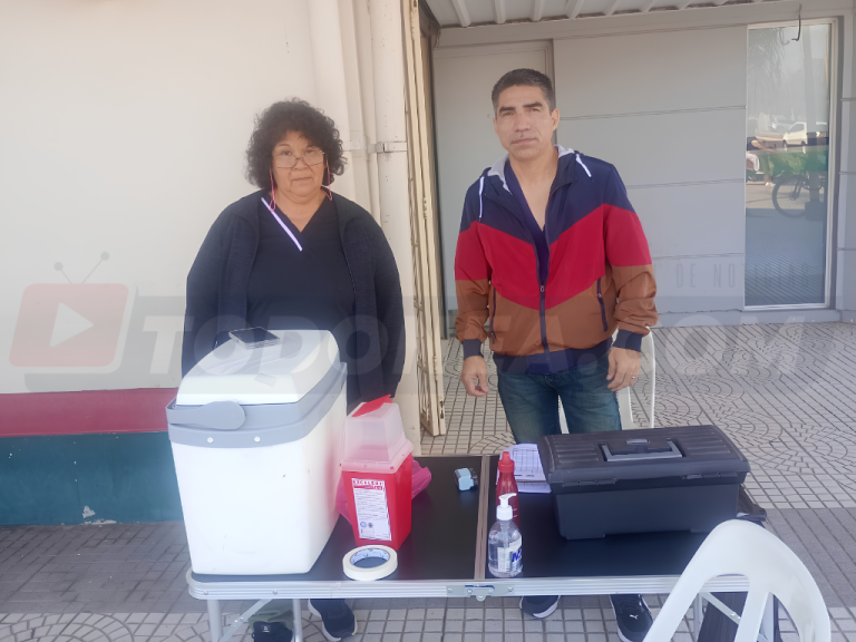 🔴 SÁENZ PEÑA | Vacunación en Puerta del Sol: realizan una posta con vacunas de calendario, antigripal y contra el dengue