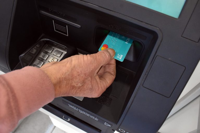🔴 PROVINCIALES | El 1 y 2 de octubre se acreditan los sueldos de septiembre