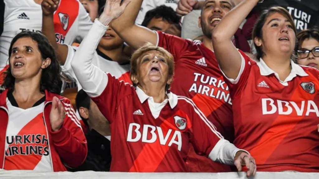 River, abuela, Marta Roble